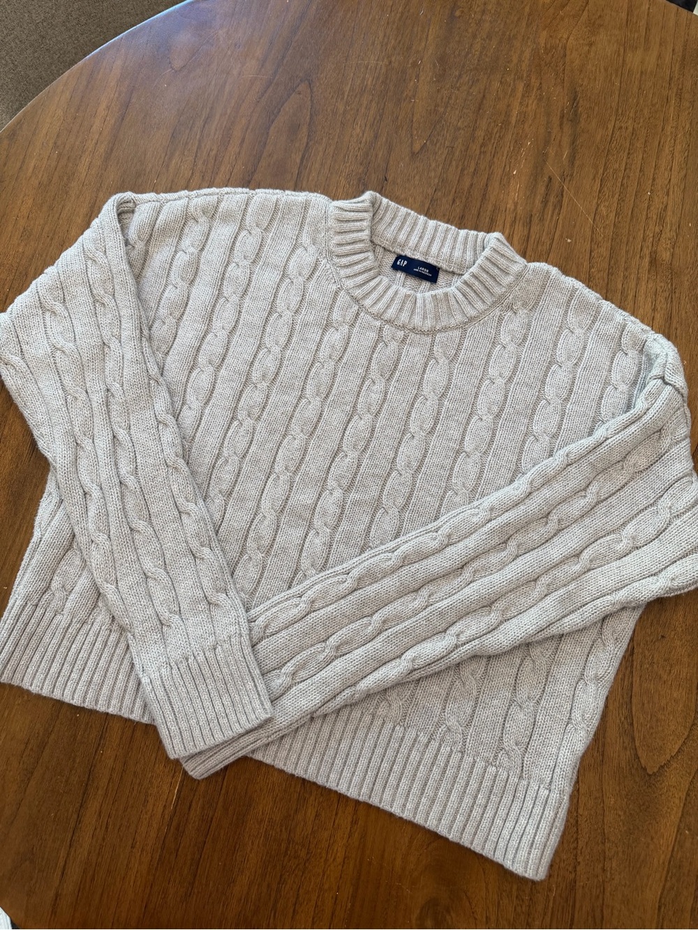 GAP Cable-Pattern Crewneck Sweater